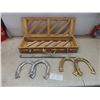 Image 1 : Horse Shoe Set with Case 