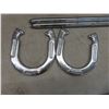 Image 2 : Horse Shoe Set with Case 