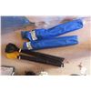 Image 1 : 2 Camping Chairs and 8 Plastic Paddles 