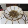 Image 2 : Hanging Tiffany Style Light Fixture 20'' Across
