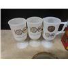 Image 4 : Coffee Mugs Bazooka Fire King, Royal Wedding 2 