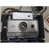 Image 4 : Polaroid Camera, Flashbulbs, Flash, Case 