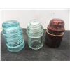 Image 3 : 5 Glass Insulators 