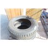 Image 4 : (4) Tires 235/65R16
