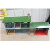 Image 4 : Vintage Tin Litho Playhouse 32'' x 8 1/2'' x 14'' 