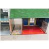 Image 5 : Vintage Tin Litho Playhouse 32'' x 8 1/2'' x 14'' 
