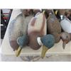 Image 2 : 17 Plastic Duck Decoys 