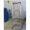 Image 2 : 4ft Aluminum Step Ladder