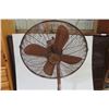 Image 2 : Westinghouse Floor Fan Oscillating Variable Speed 