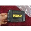 Image 8 : New Dewalt 20V 2AH Battery DCB240 