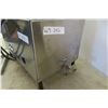 Image 2 : Polar Bear Water Sterilizer Model 26-M 