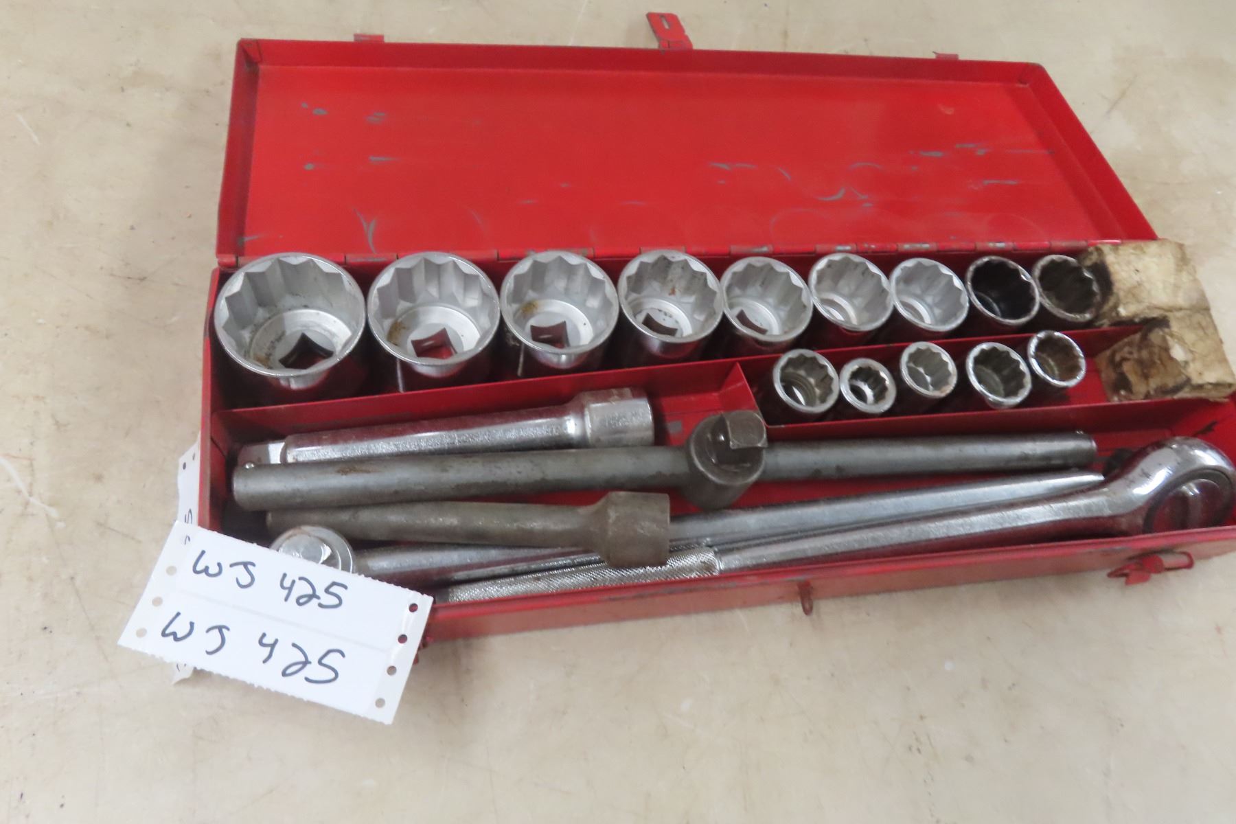 3/4'' Socket Set, Ratchet, Strong Bar, Speed Bar, Extra Sockets