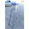 Image 1 : Aluminum 5 foot Step Ladder