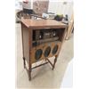Image 2 : Stewart Warmer Cabinet Radio 39 x 24
