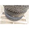 Image 5 : 4 Tires LT225/75R16 with 8 Hole Rims 