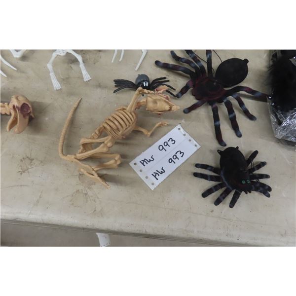 Halloween Décor, Birds, Bird Skeletons, Bats, Bat 
