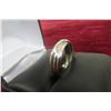 Image 2 : 14k White Gold and Diamond Ring Size 8 2.9grams