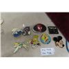 Image 1 : 8 Belt Buckles: Smurfs, Mickey Mouse, Pacman, 