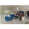 Image 2 : 8 Belt Buckles: Smurfs, Mickey Mouse, Pacman, 