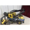 Image 2 : 3 Tonka Metal Truck, Wheel Loader & Crane