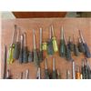 Image 2 : Screwdrivers, 3/8 Drive Ratchet, Sockets, Driver 
