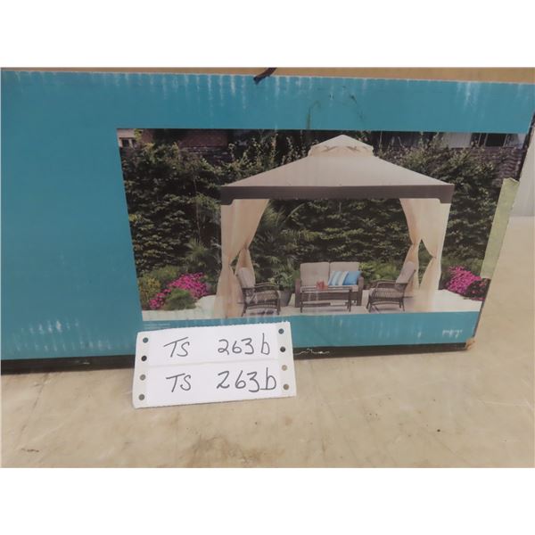 New Soft Top Gazebo 10 x 10 Feet x 8 foot