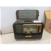 Image 1 : Vintage Zen ith Trans-Oceanic Portable Radio