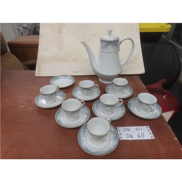 17 Pieces Noritake Avalon China Tea Service