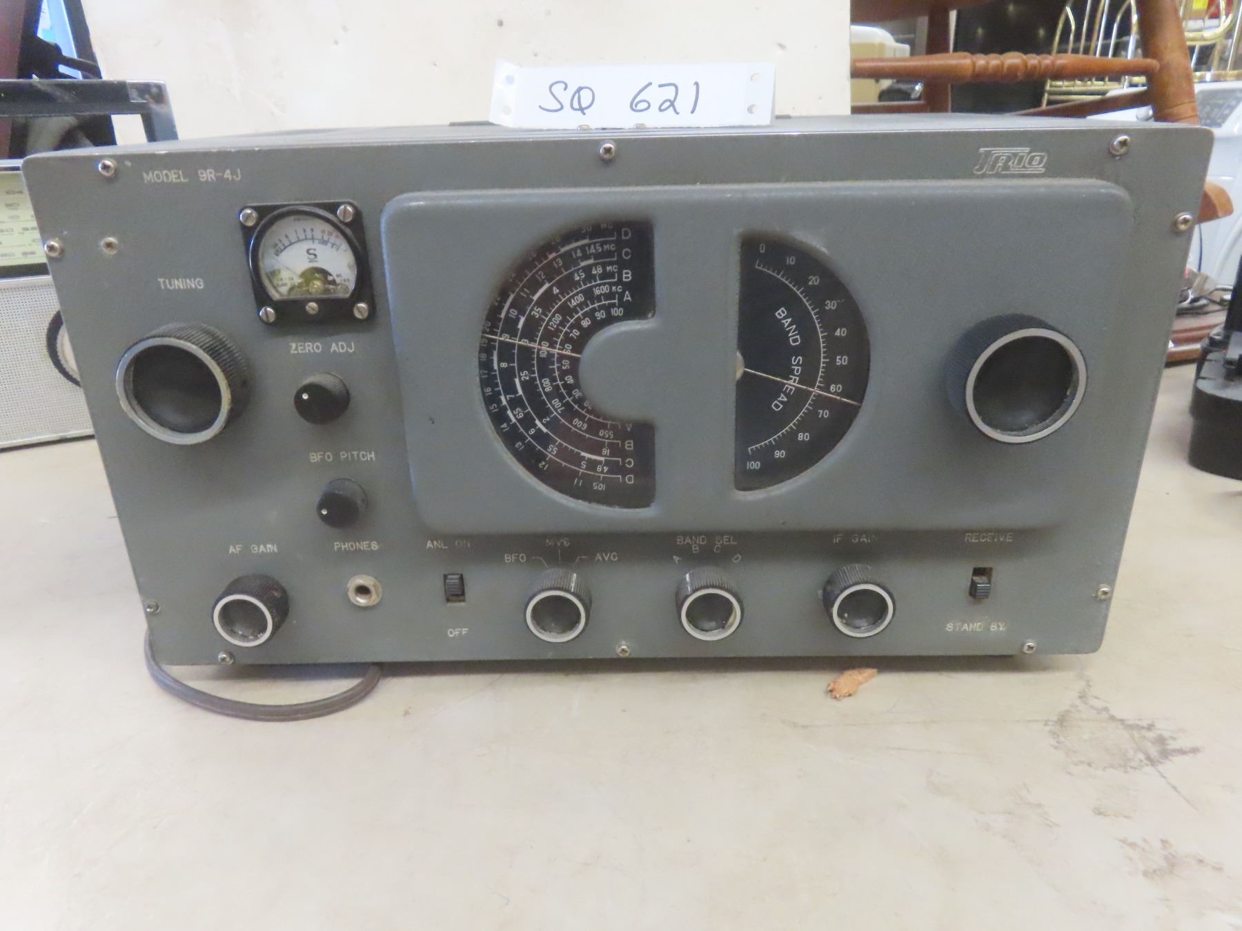 Vintage Trio 9R-4J Shortwave Receiver