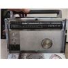 Image 8 : Space Master Plate 6 Band Radio + Zenith Trans-Oceanic Radio w/ Logs, Charts and Reception Table