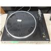 Image 2 : Sanyo Plus Q50 Turntable w/ Dust Cover. Turns on, Requires Cartridge