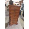 Image 1 : 7 Drawer Dresser 51" x 24" 17"