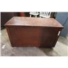 Image 2 : Wood Chest / Trunk 22 1/2" x 37" x 20"
