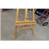 Image 3 : Adjustable Wood Easel
