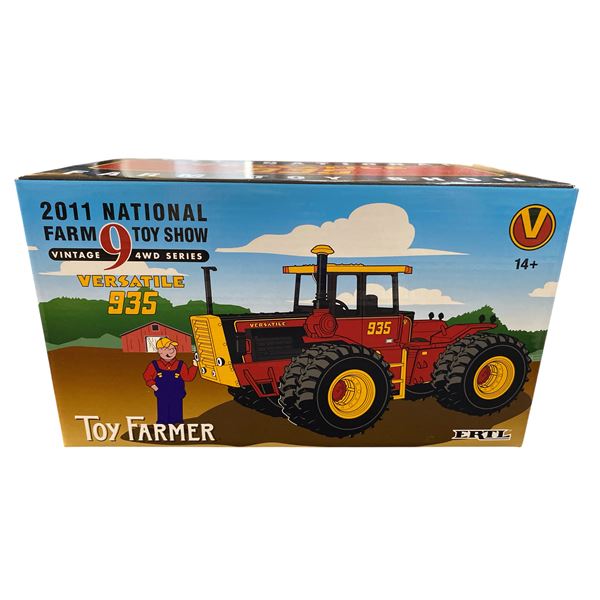 Toy Farmer 2011 National Farm Toy Show Vintage 4WD Series Versatile 935 1/32 Scale In Original Box