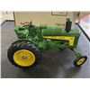 Image 2 : Vintage Nov. 5 1988 John Deere 630 2948 In Original Box