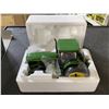 Image 2 : John Deere Precision Classics 8 The Model 8400 Tractor 1/32 Scale 5259 In Original Box