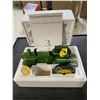 Image 2 : John Deere Precision Classics 3 The Model 4020 Diesel Tractor 1/16 Scale 5638 In Original Box