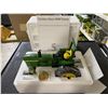 Image 2 : John Deere Precision Classics 5 Model 4000 Tractor 1/16 Scale 5684 In Original Box