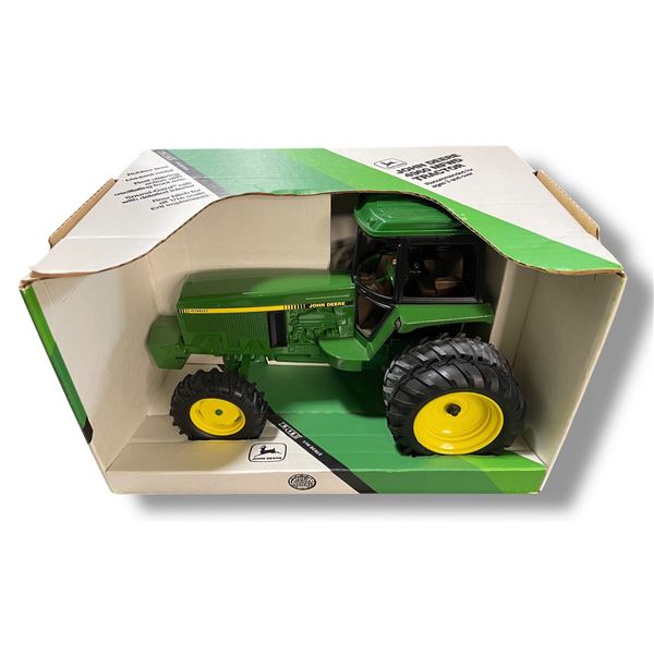 John Deere 4960 MFWD Tractor - Ertl  #5709 - 1:16 Scale Diecast in Original Box