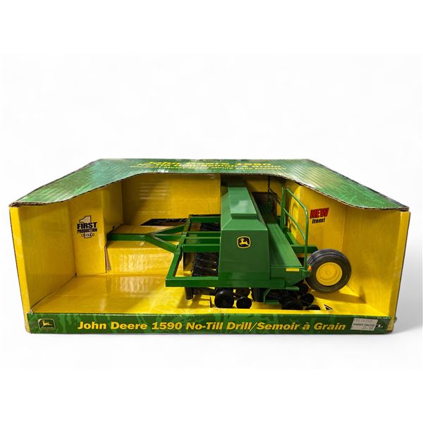 John Deere 1590 No-Till Drill- Ertl  #15350- 1:16 Scale Diecast in Original Box