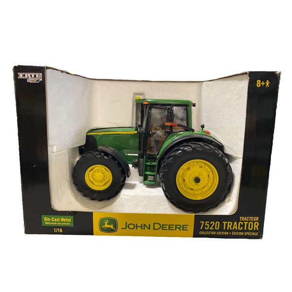 John Deere 7520 Tractor -Collectors Editon Ertl/Britians #15584A - 1:16 Scale Diecast in Original Bo