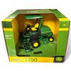 Image 2 : John Deere 7700 Fairway Mower 1/16 Scale Diecast Metal In Original Box