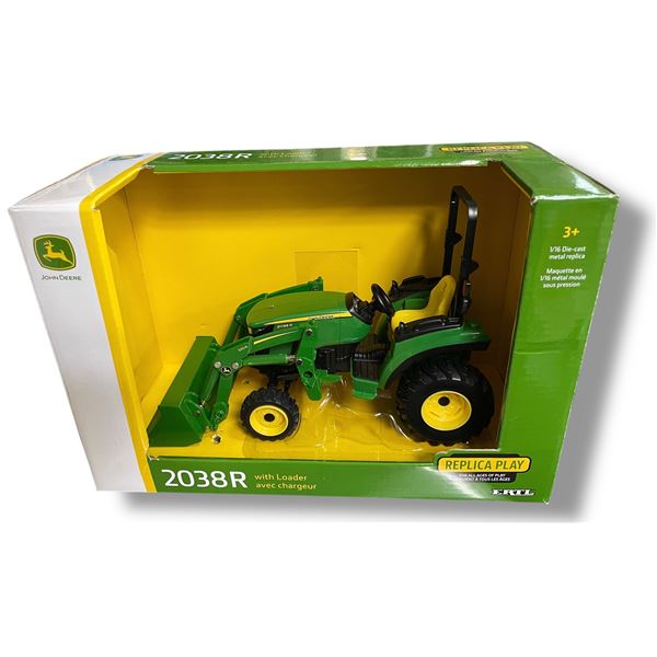 John Deere 2038R with Lodger 1/16 Scale Diecast Metal In Original Box