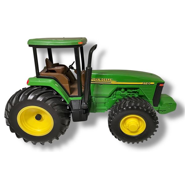 John Deere 8210 Tractor Model with Cab - Detailed Die-Cast
