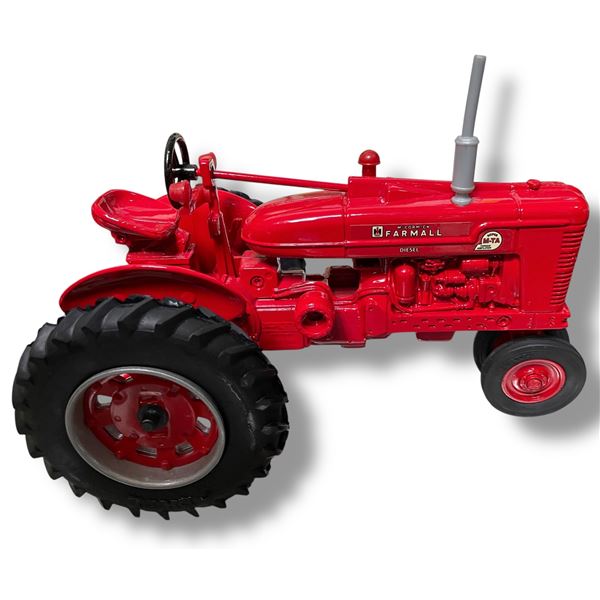 The Toy Farmer McCormick Super M-TA Nov. 1 1991 Diecast Metal In Original Box