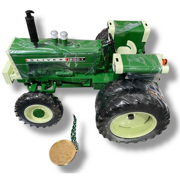 25 National Farm Toy Show 2002 Collector Edition 1950-T 1/16 Scale In Original Box