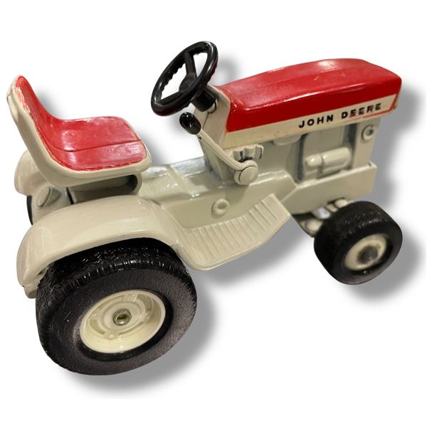 John Deere Toy Lawn & Garden Tractor in Original Red Box