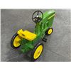 Image 2 : John Deere 4010 Tractor Diecast Model - Farm Toy Collectible