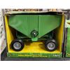 Image 2 : John Deere Gravity Wagon & Bale Mower with Bale - Ertl 1:16 Scale Diecast #15125 & 15041 in Original